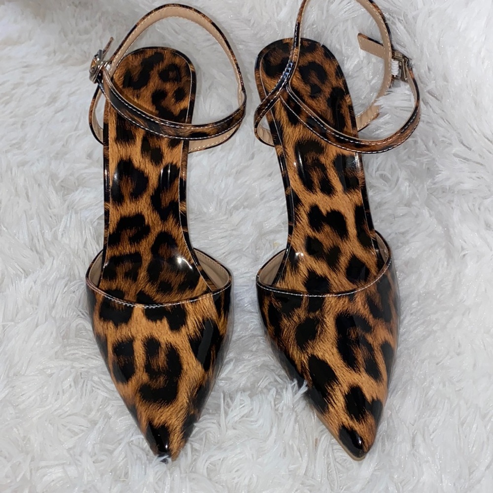 Leopard print 4 1/2 inch heels